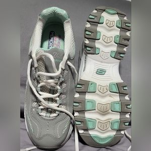 Skechers D'Lites grey/teal size 6.5